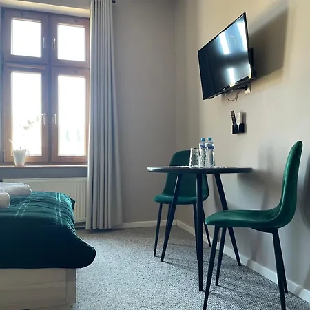 Отель Wielkopolanka Goscinne I Restauracja