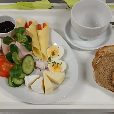 Wielkopolanka Goscinne I Restauracja *