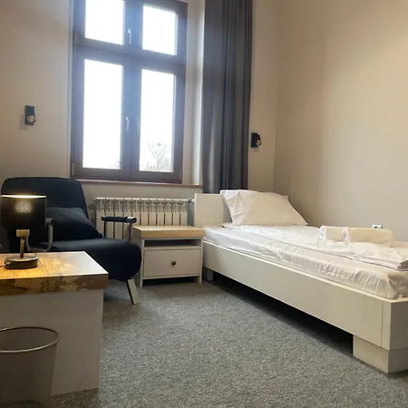 Отель Wielkopolanka Goscinne I Restauracja *