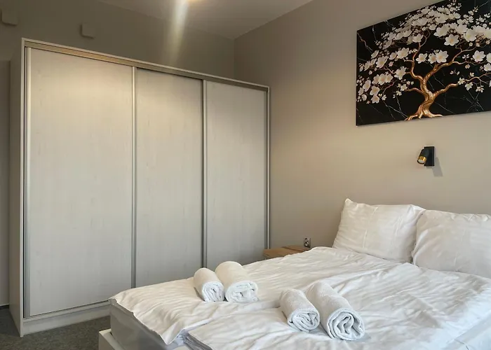 Hotel Wielkopolanka Goscinne I Restauracja Chodziez