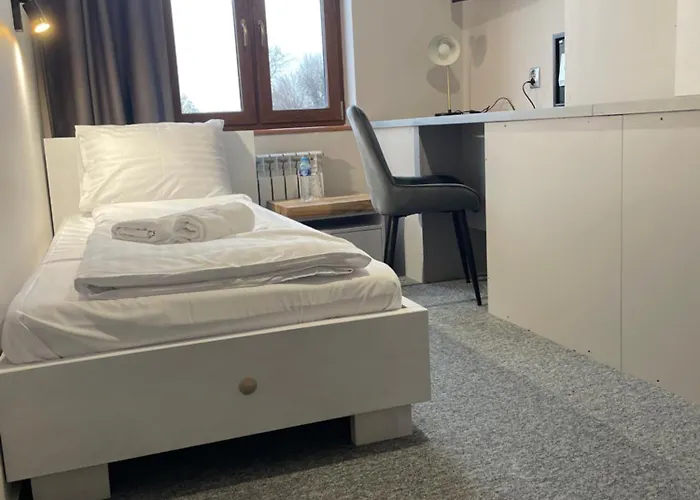 Wielkopolanka Goscinne I Restauracja Hotel *