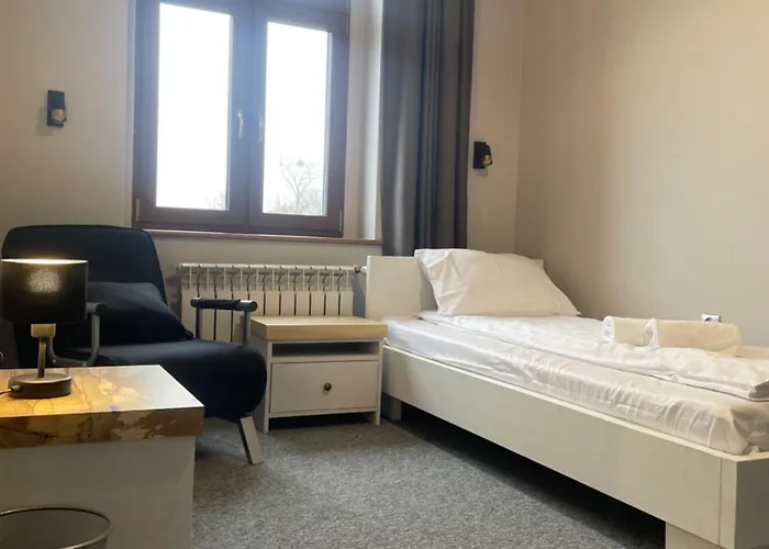 Hotel Wielkopolanka Goscinne I Restauracja *